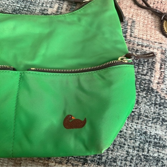 Vintage Dooney and Bourke Iconic Green Shoulder Bag - Picture 2 of 6